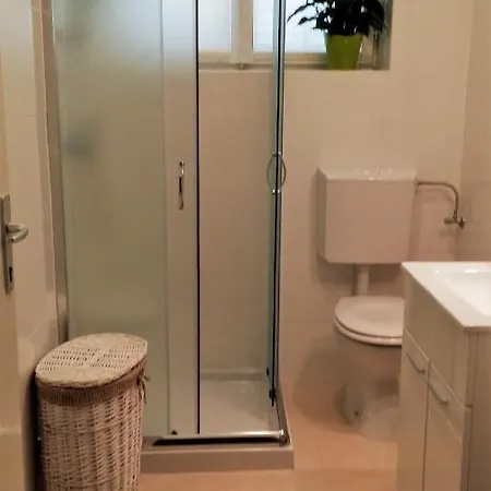 The With Air Conditioned * Porec